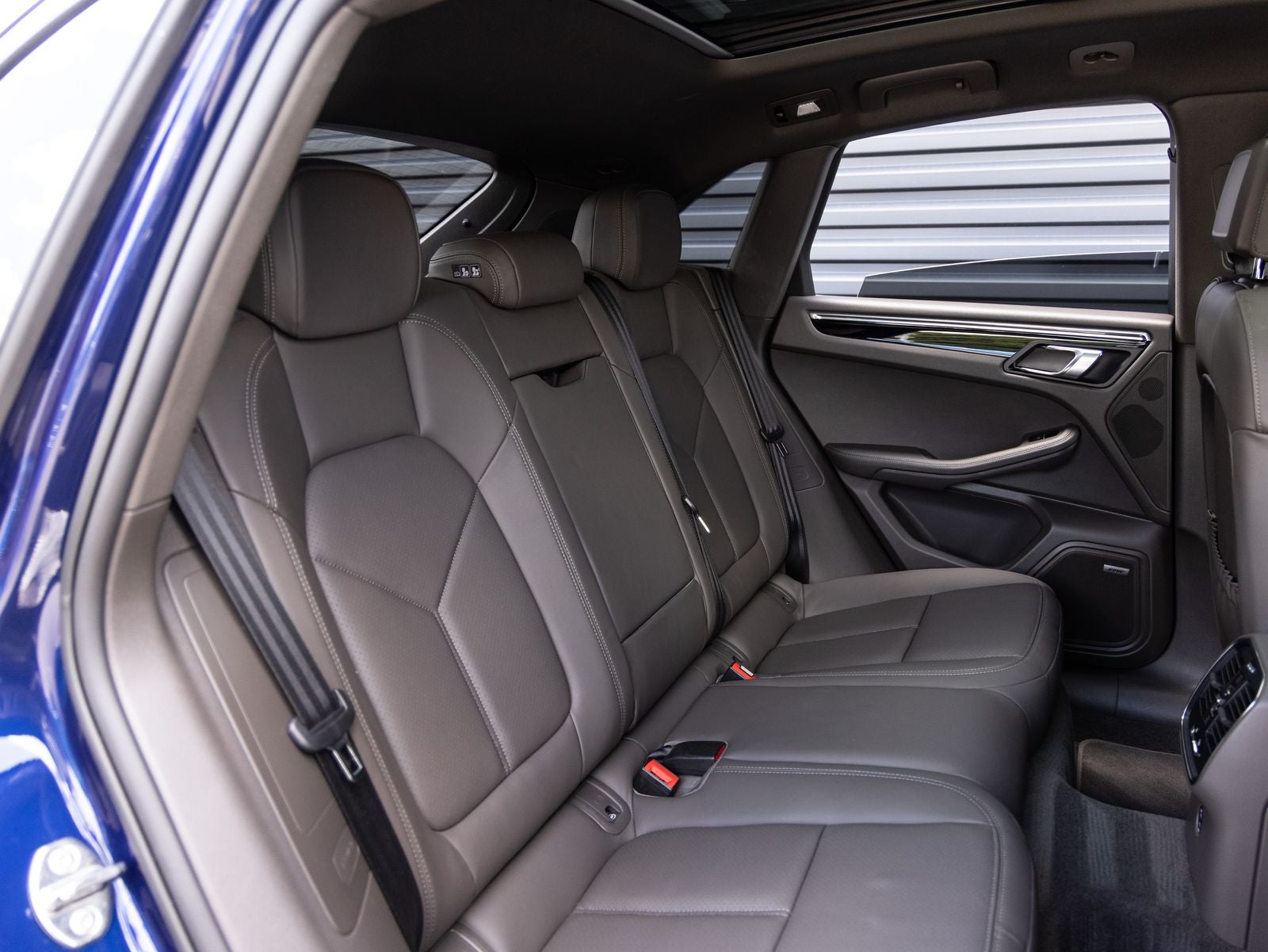2025 Porsche Macan Macan