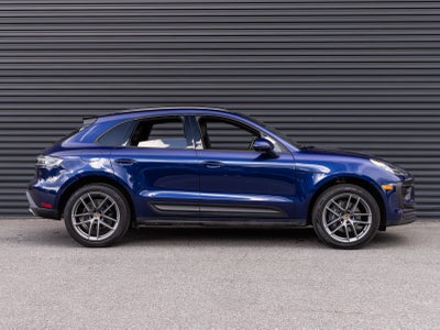 2025 Porsche Macan Macan