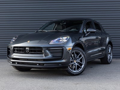 2026 Porsche Macan Macan