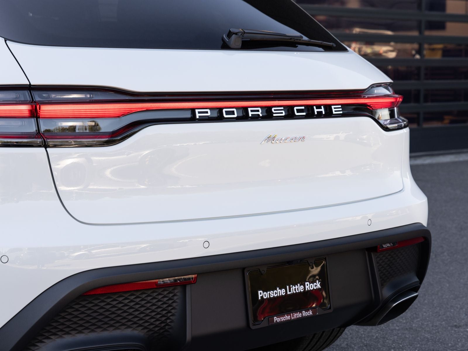 2026 Porsche Macan AWD