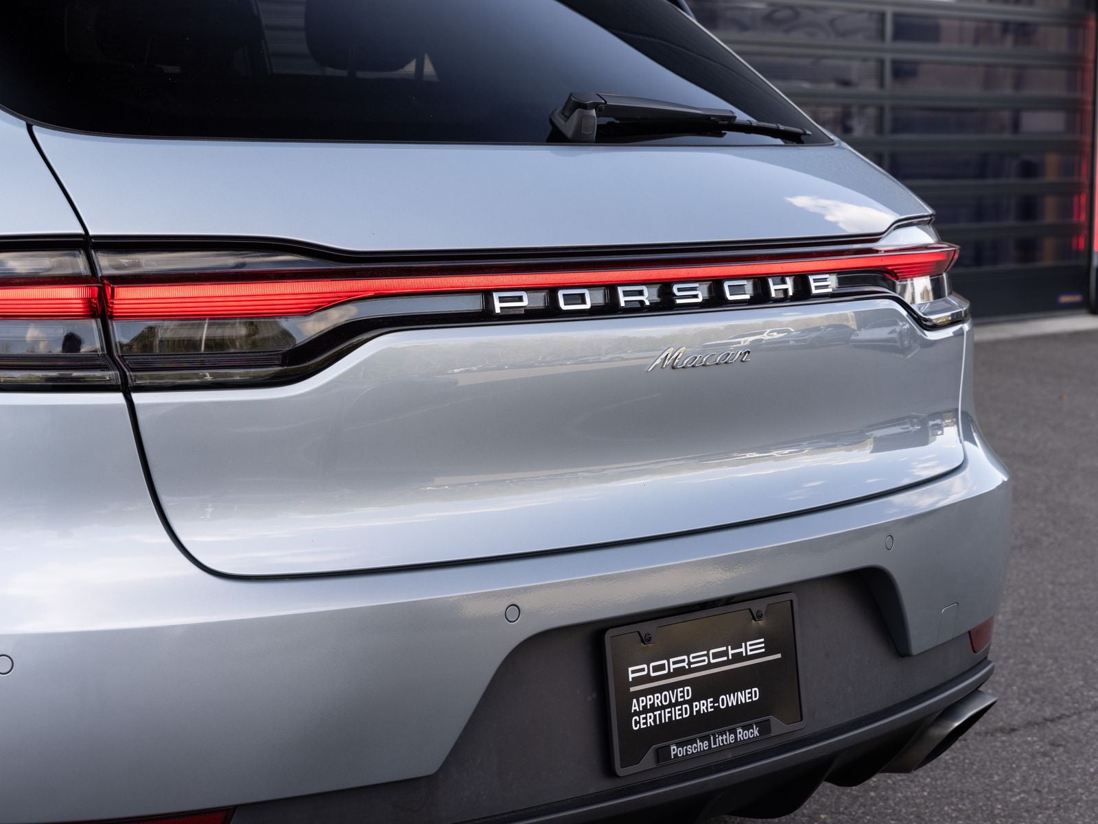 2020 Porsche Macan Macan