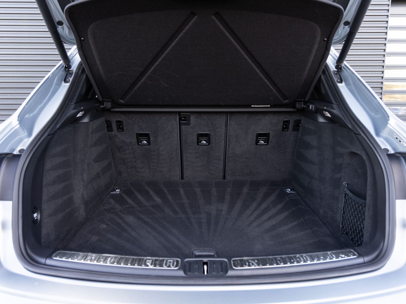 2020 Porsche Macan Macan