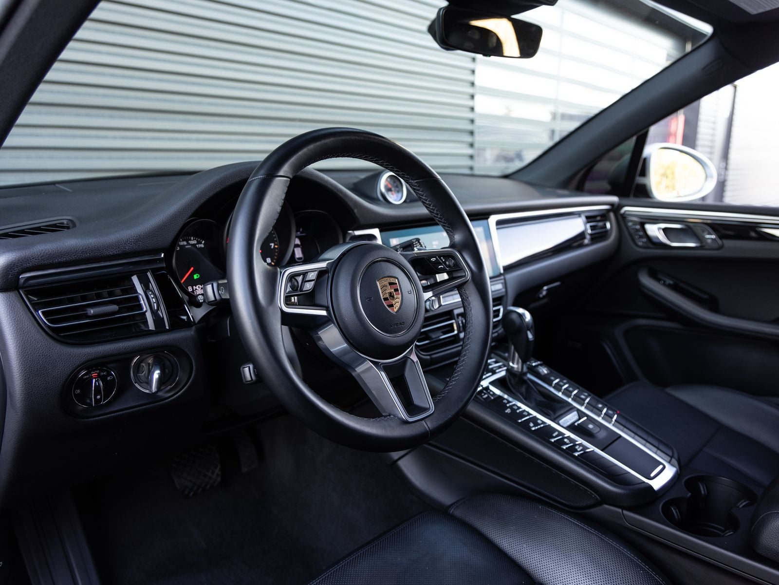 2020 Porsche Macan Macan