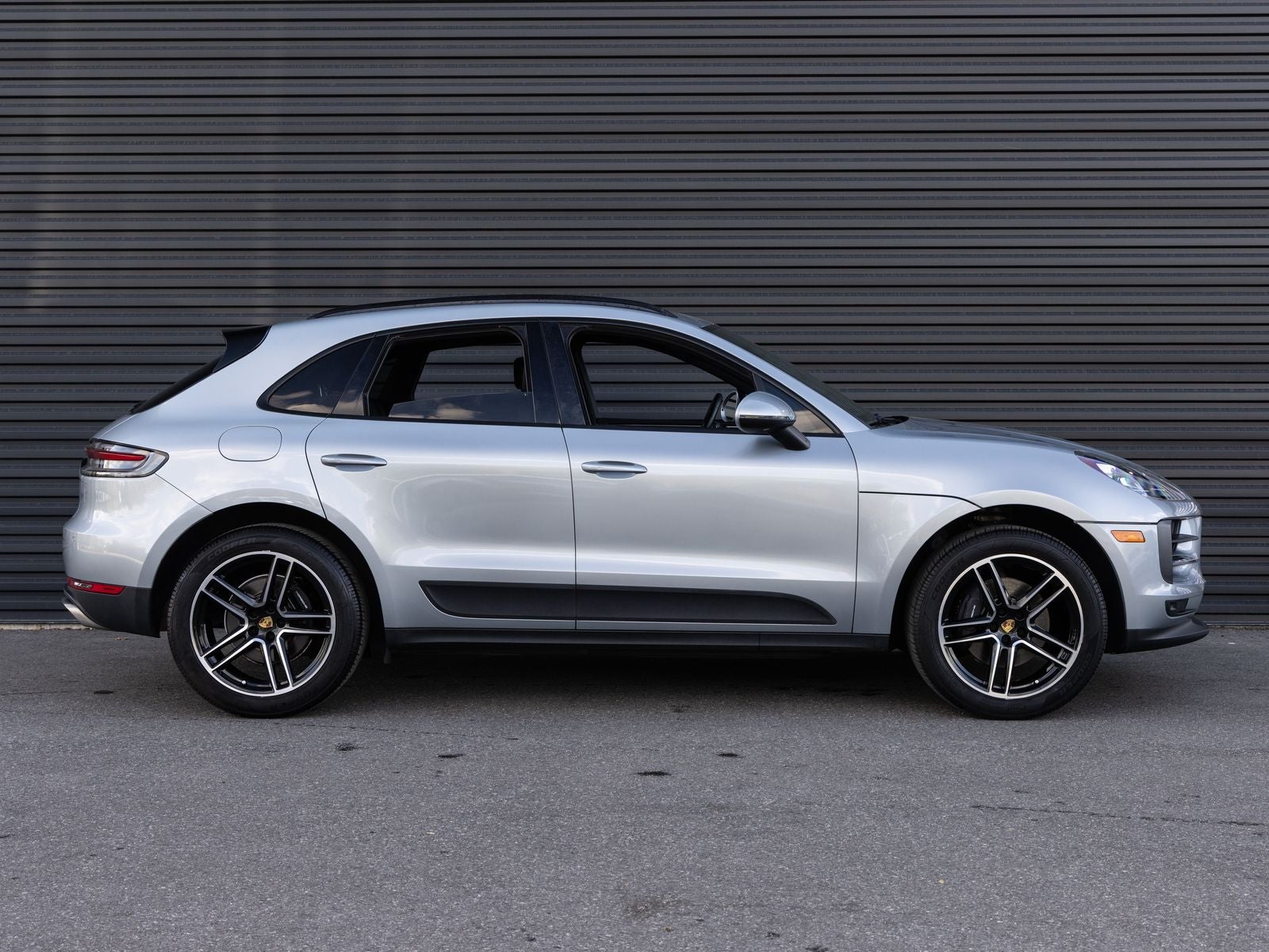 2020 Porsche Macan Macan