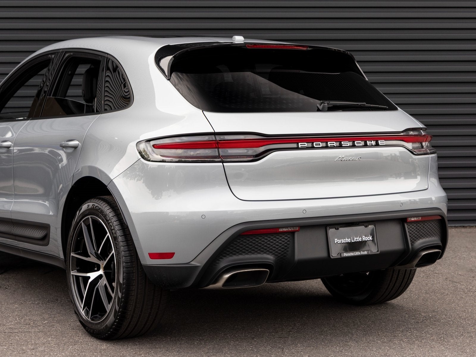 2025 Porsche Macan Macan