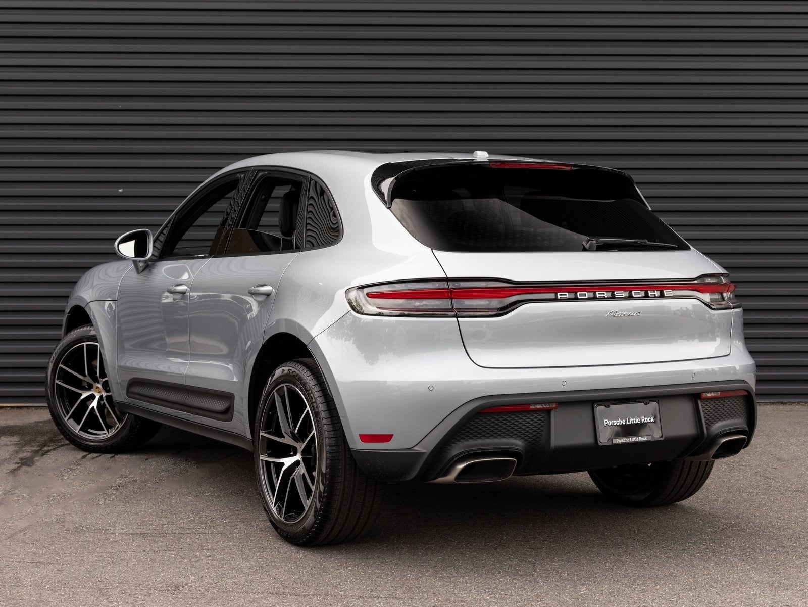 2025 Porsche Macan Macan