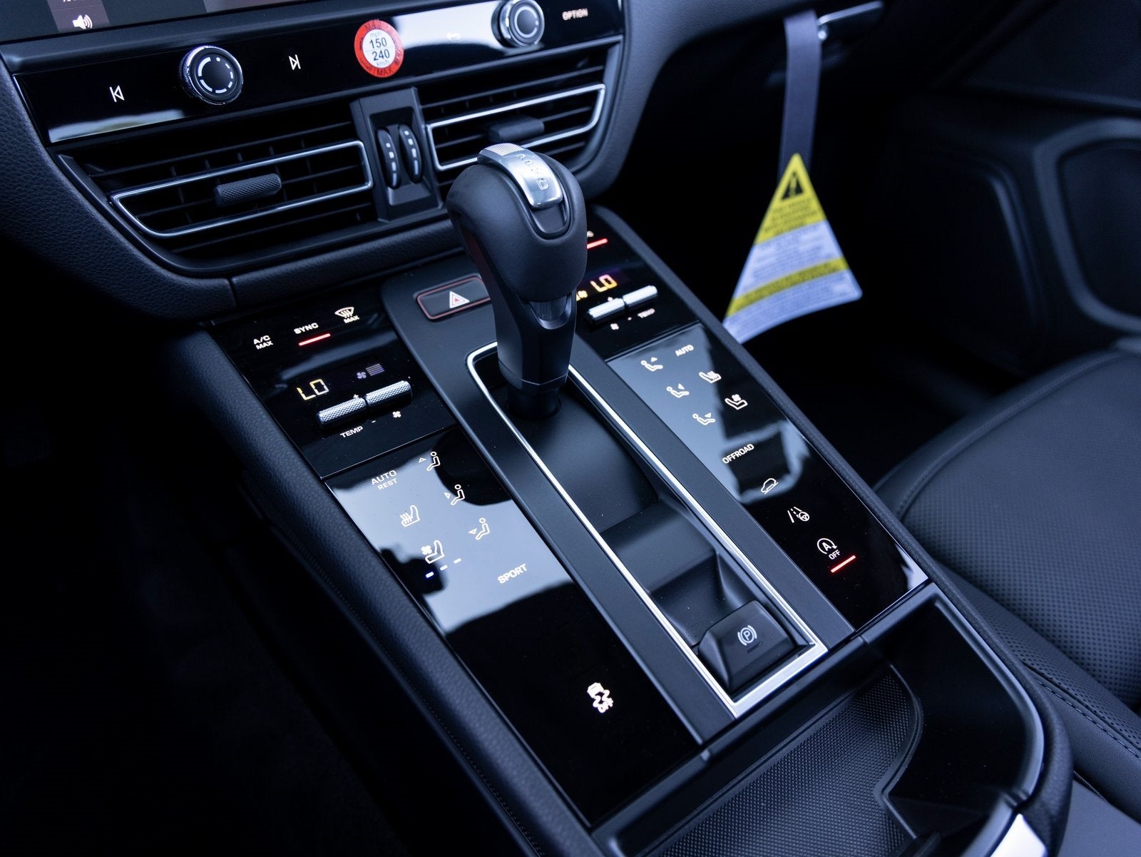 2025 Porsche Macan Macan