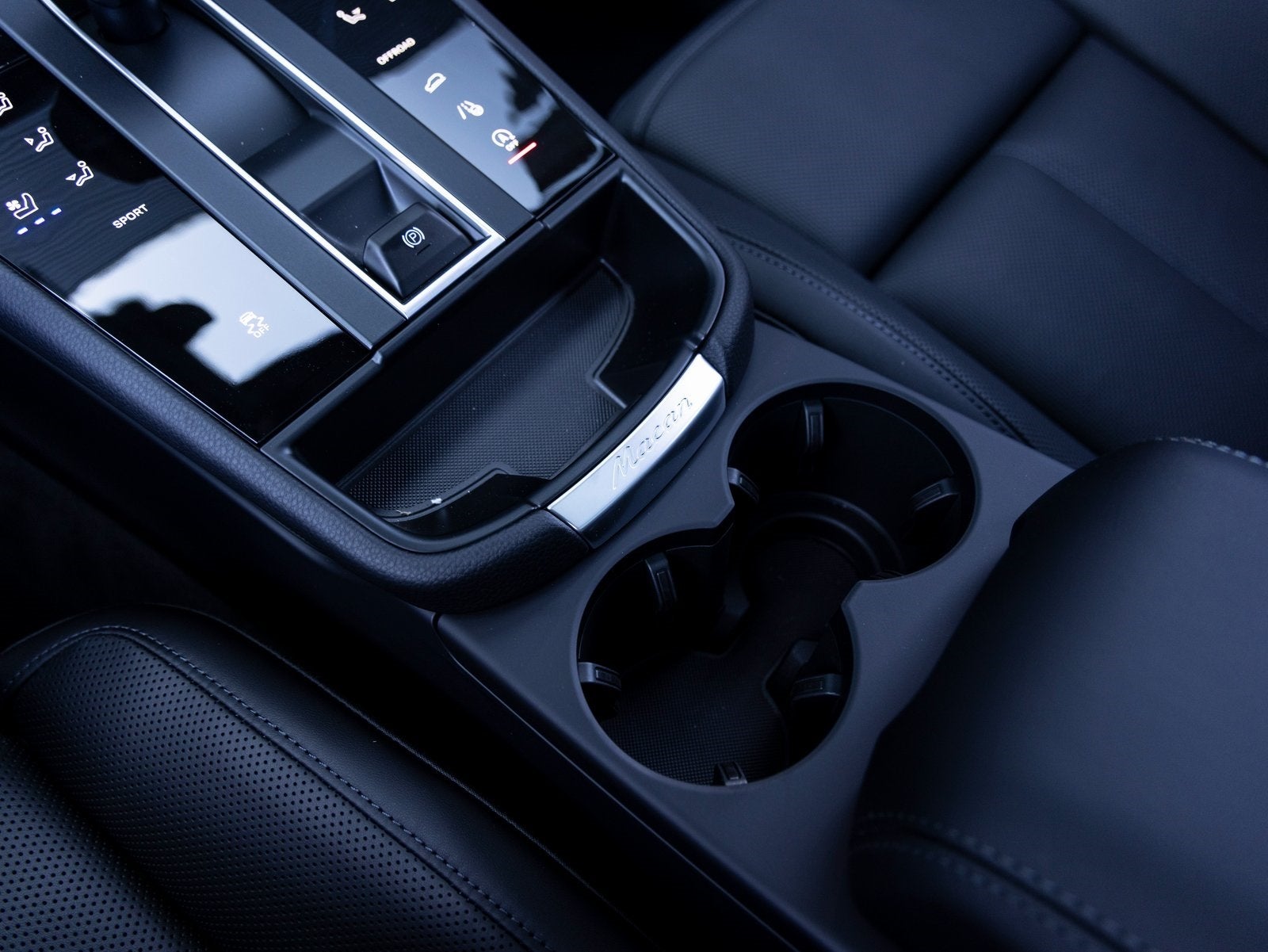 2025 Porsche Macan Macan