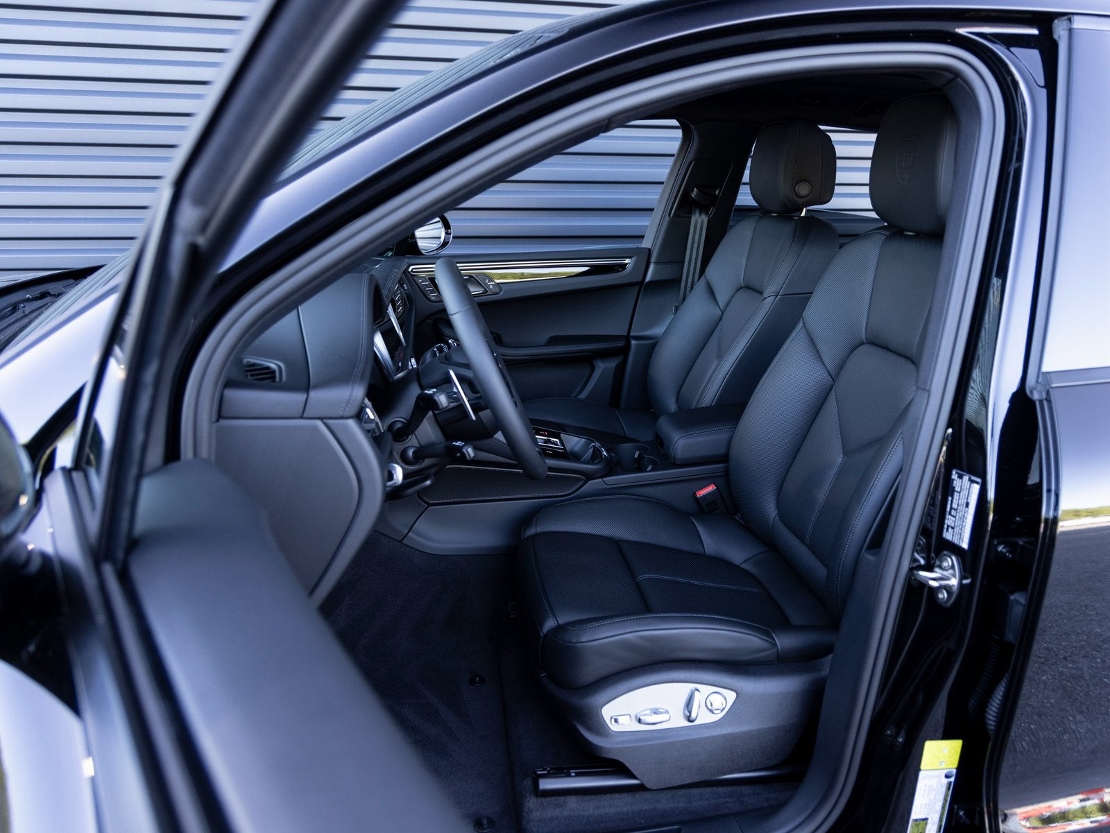 2025 Porsche Macan Macan