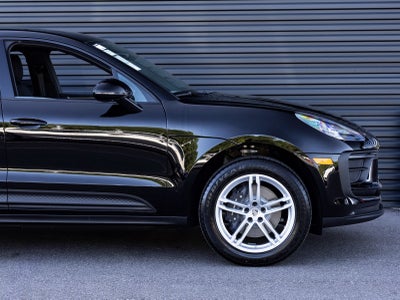 2025 Porsche Macan Macan