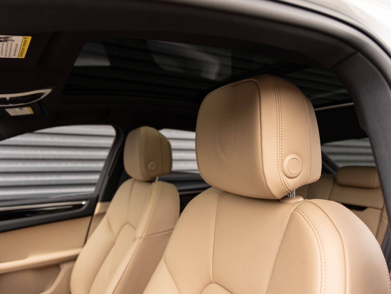 2026 Porsche Macan AWD