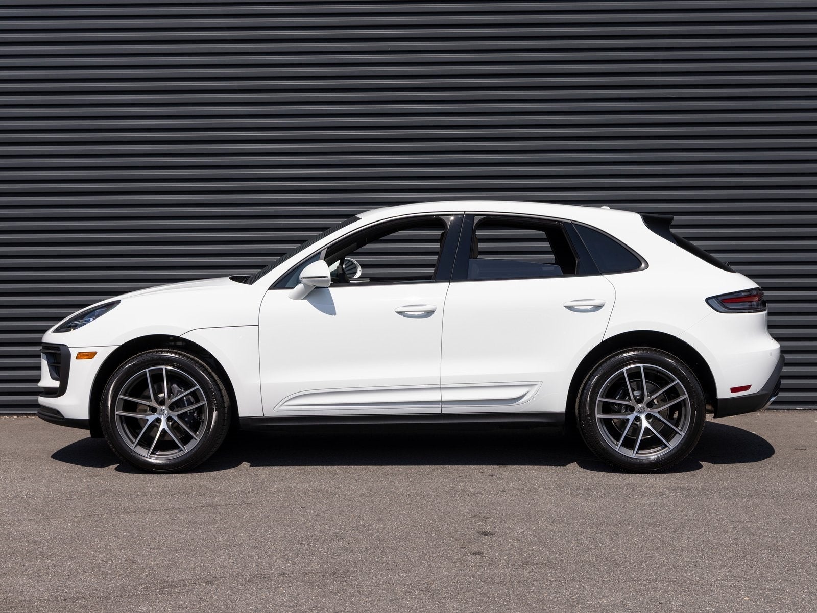 2025 Porsche Macan Macan
