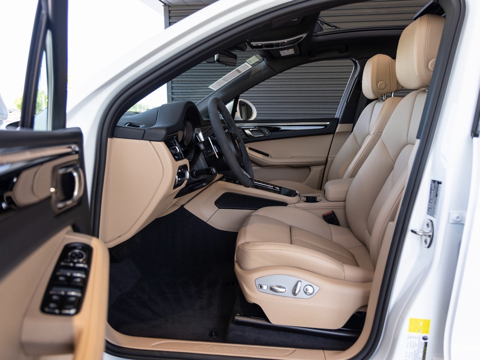 2025 Porsche Macan Macan