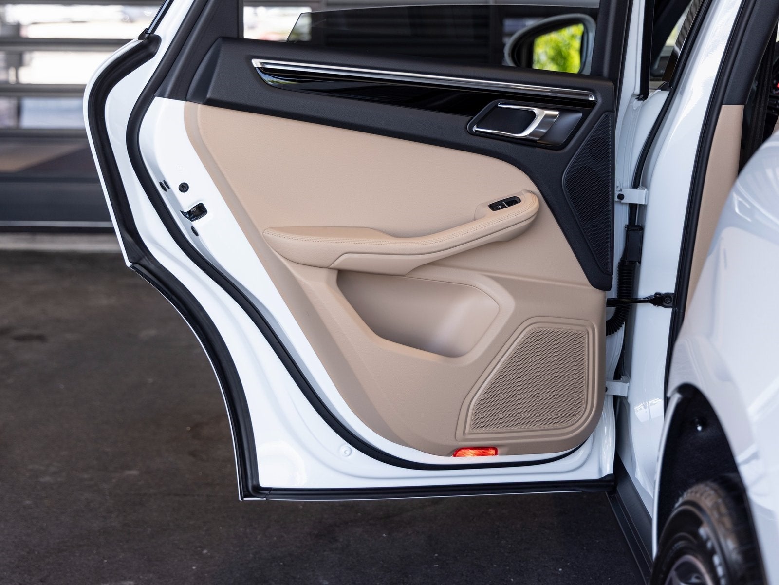 2025 Porsche Macan Macan