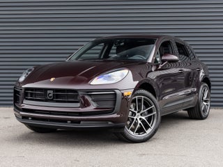 2026 Porsche Macan Macan