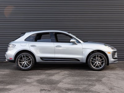 2026 Porsche Macan Macan
