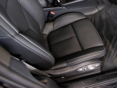 2025 Porsche Macan Macan T