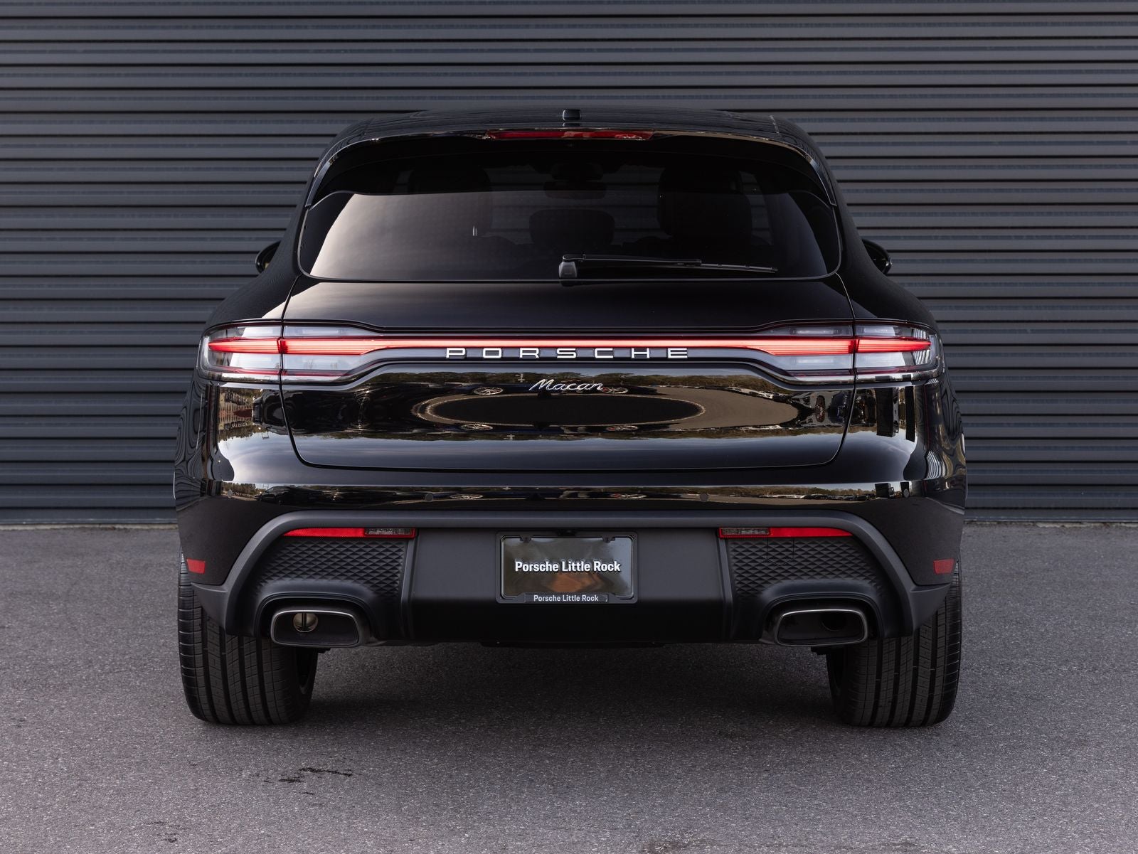 2026 Porsche Macan AWD