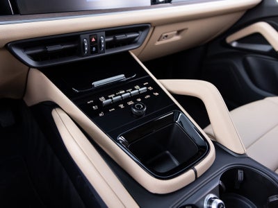 2025 Porsche Cayenne Cayenne