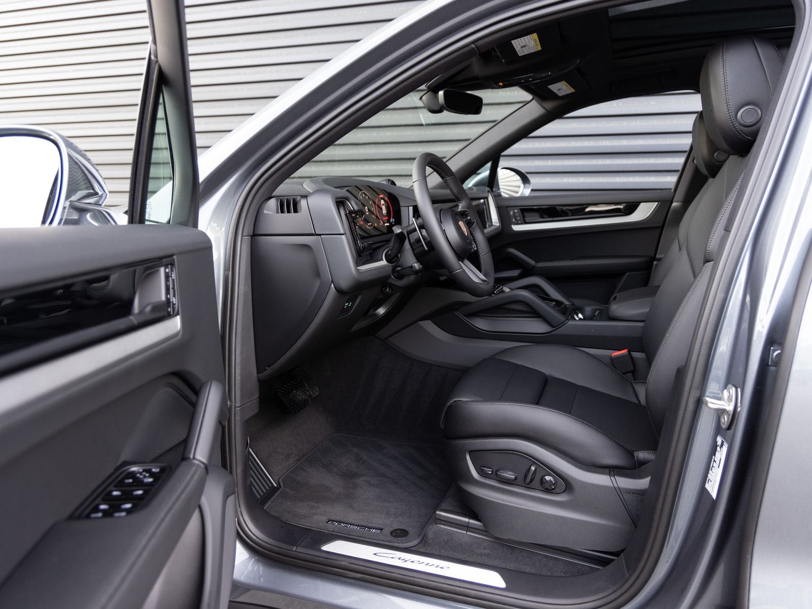 2026 Porsche Cayenne AWD