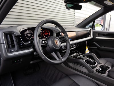 2026 Porsche Cayenne AWD