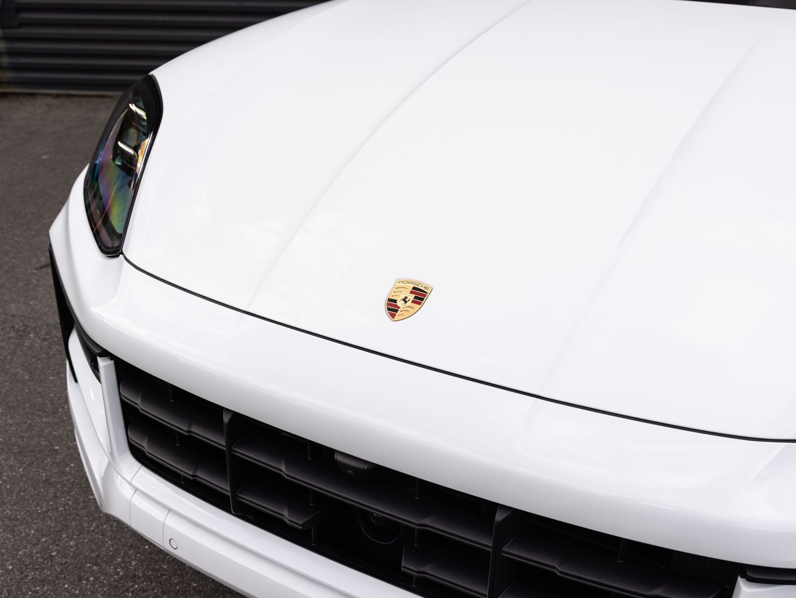 2025 Porsche Cayenne AWD