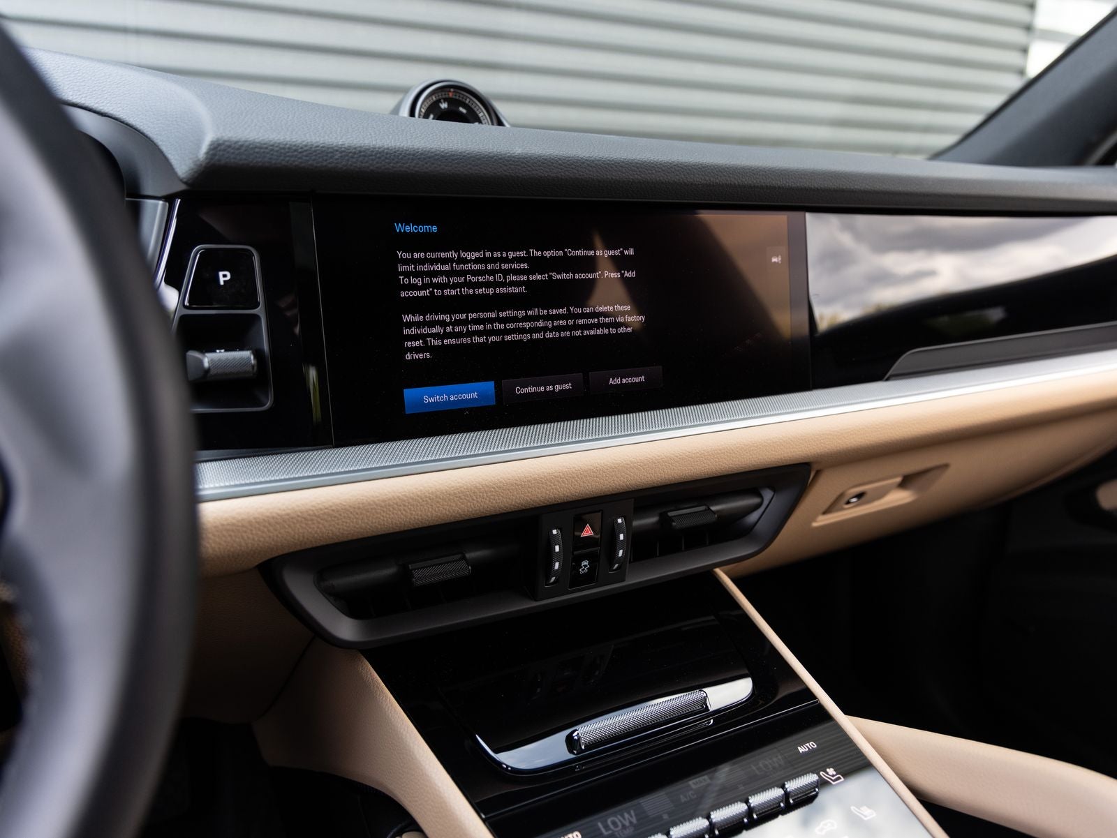 2025 Porsche Cayenne AWD