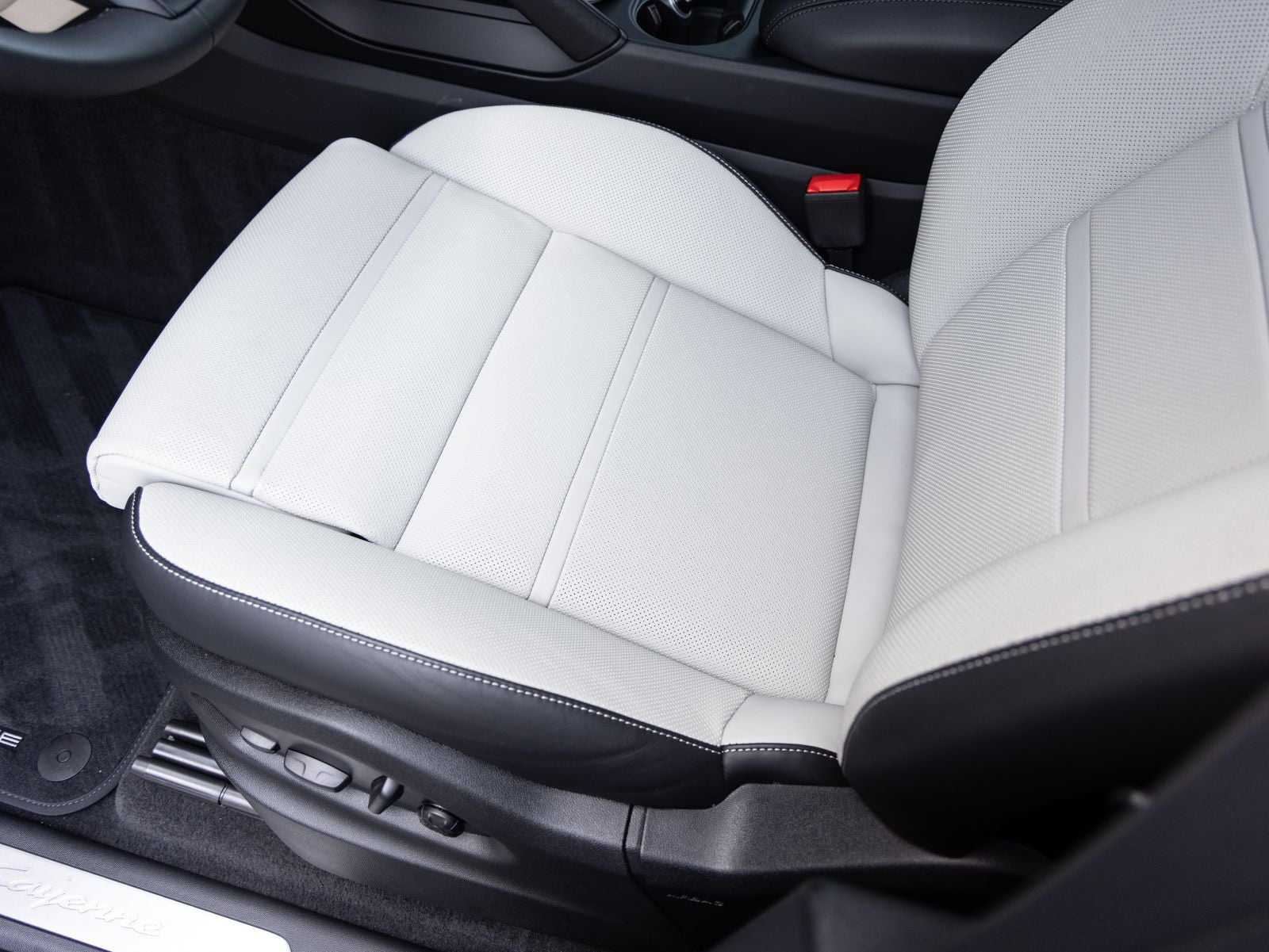 2025 Porsche Cayenne Cayenne