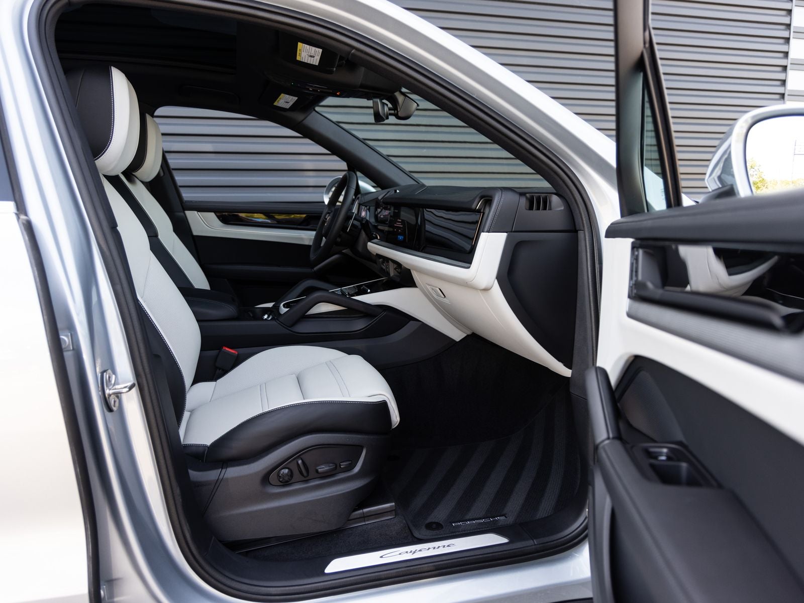2025 Porsche Cayenne Cayenne