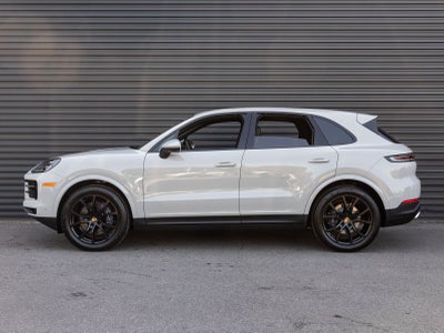 2026 Porsche Cayenne AWD