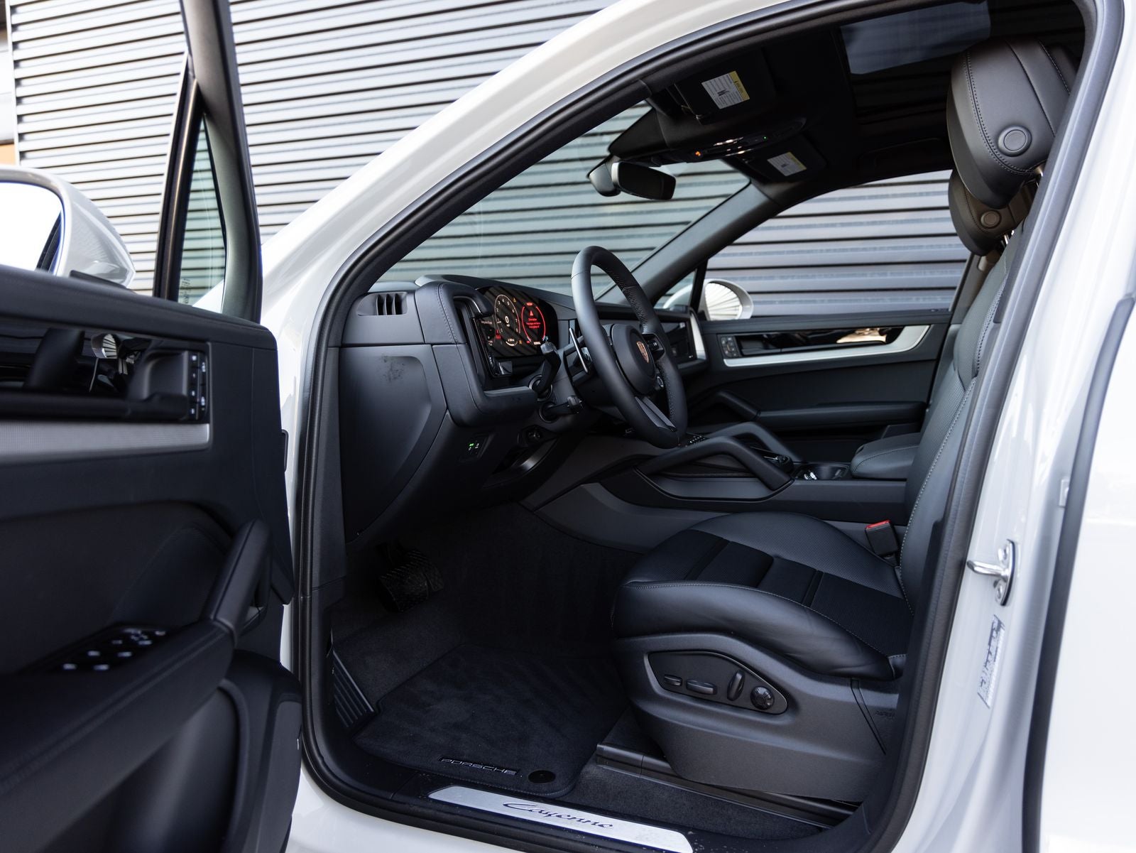 2026 Porsche Cayenne AWD