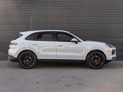 2026 Porsche Cayenne AWD