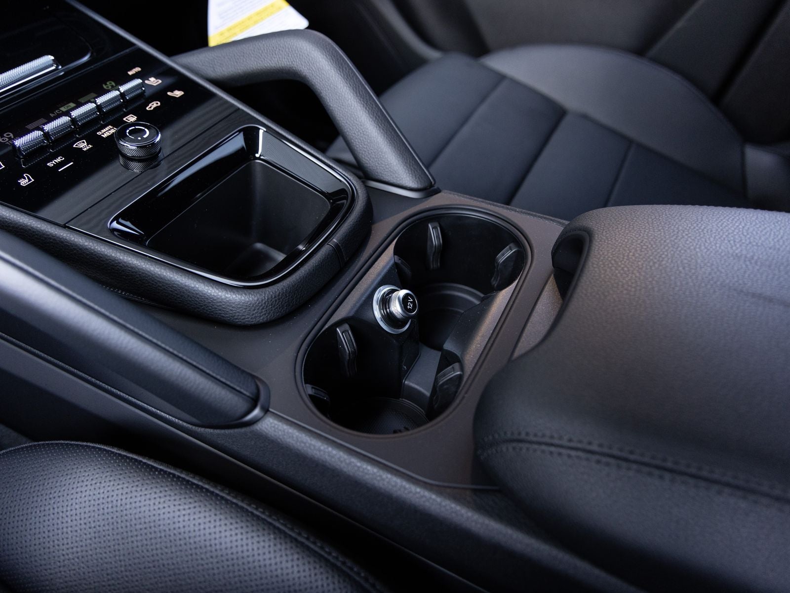 2026 Porsche Cayenne AWD