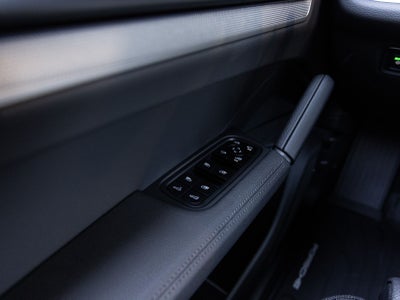 2026 Porsche Cayenne AWD