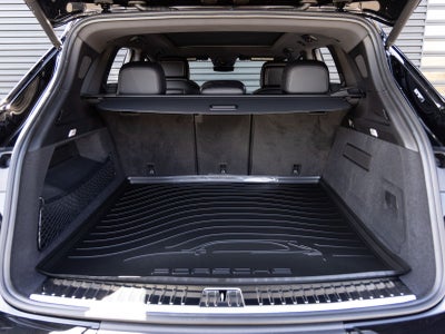 2026 Porsche Cayenne AWD