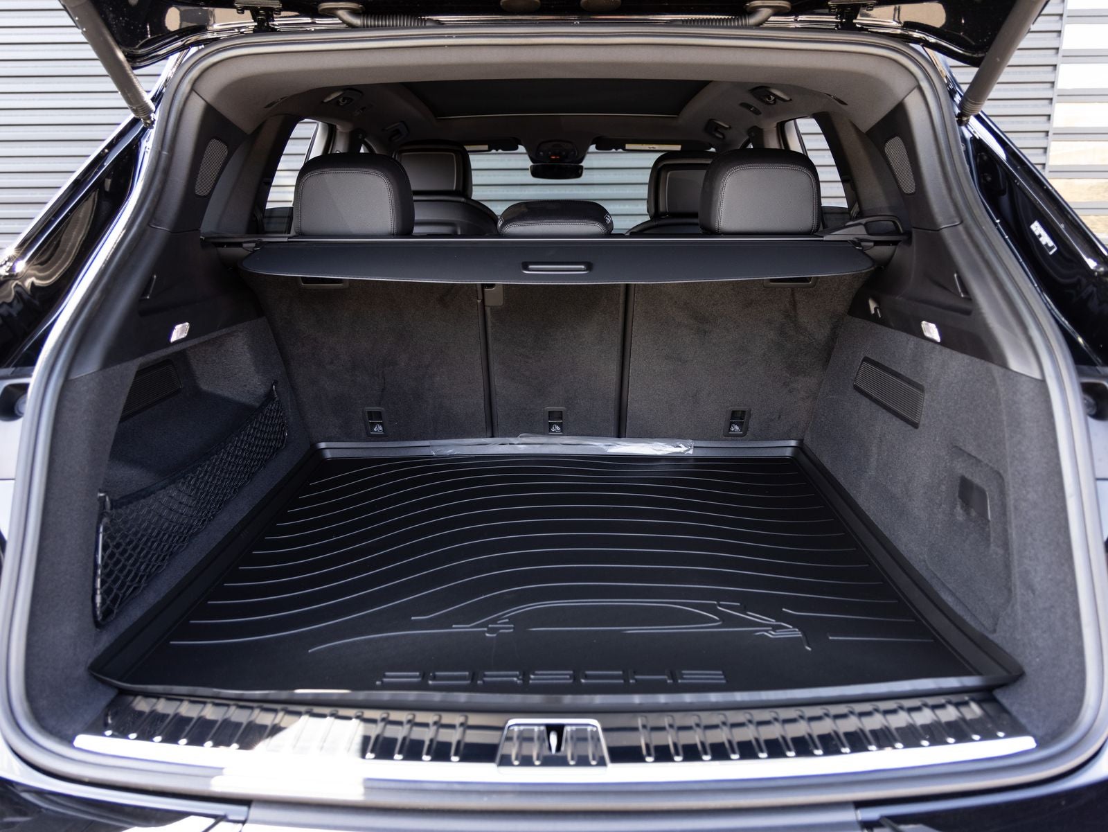 2026 Porsche Cayenne AWD