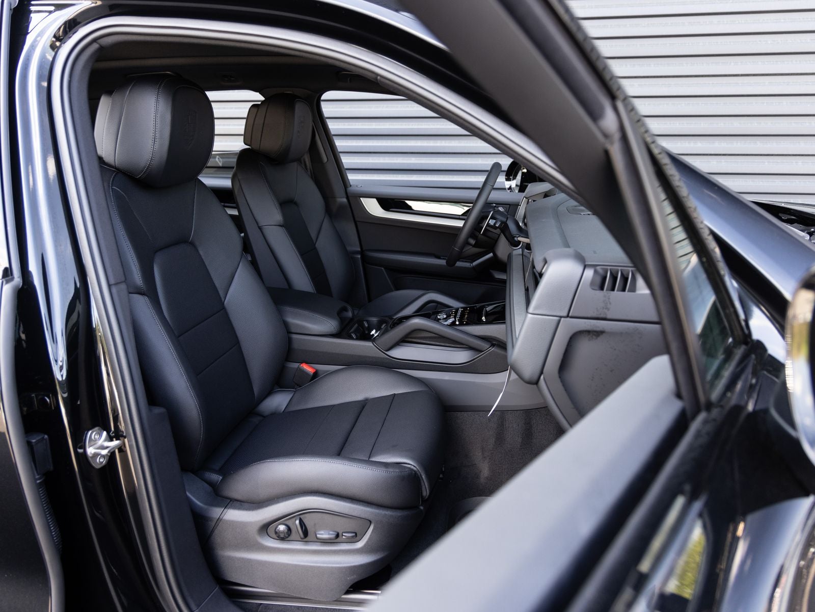 2026 Porsche Cayenne AWD