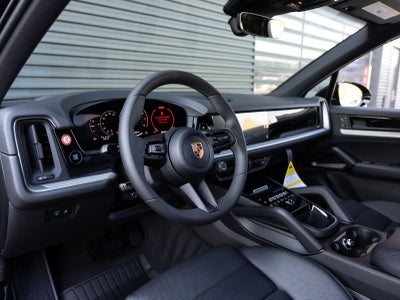 2026 Porsche Cayenne AWD