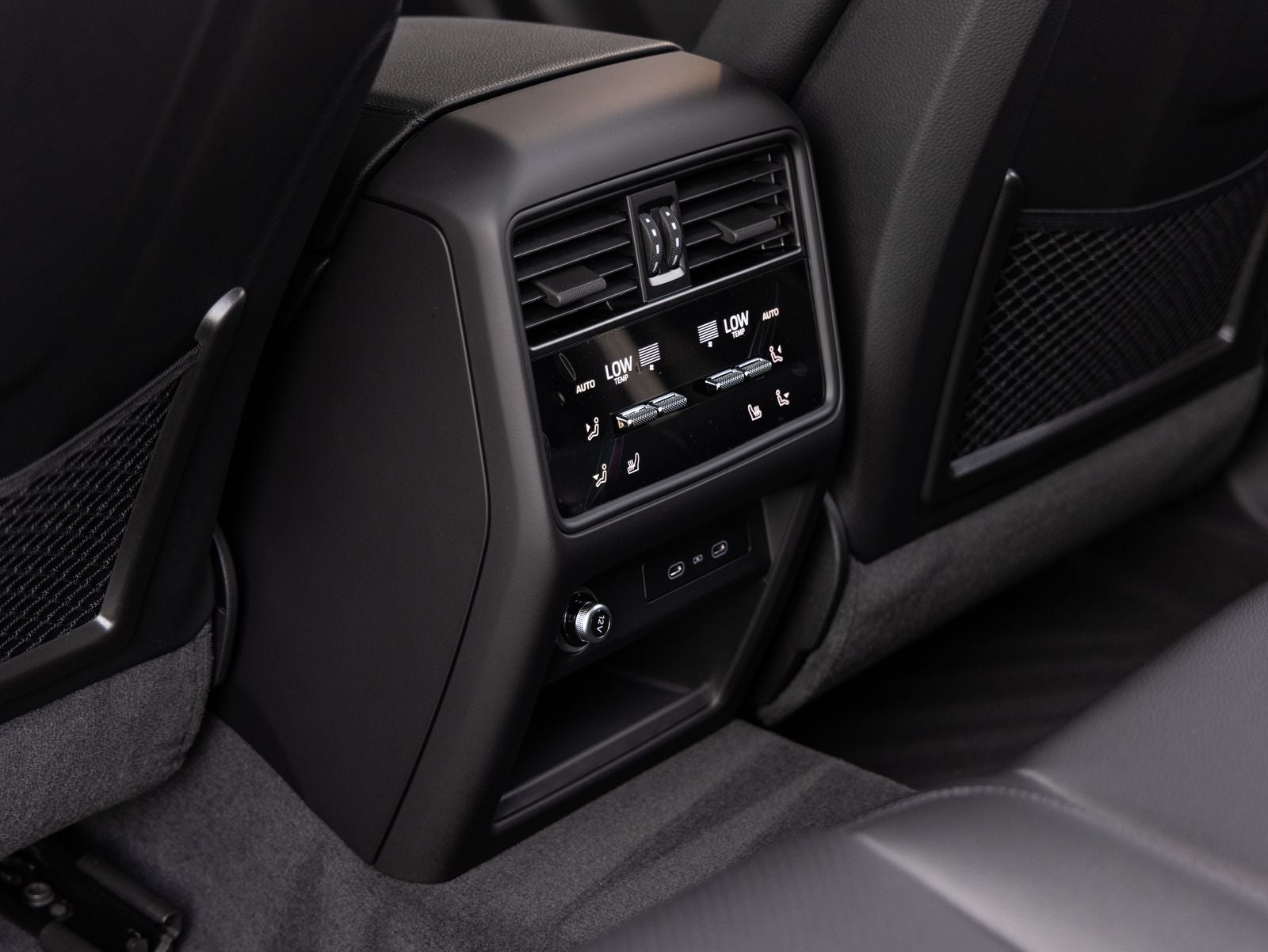 2026 Porsche Cayenne AWD