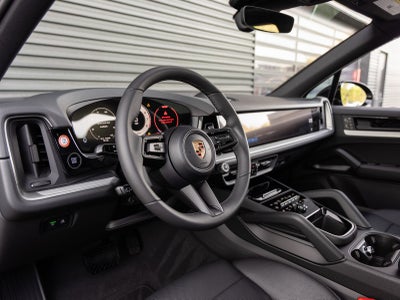 2026 Porsche Cayenne AWD