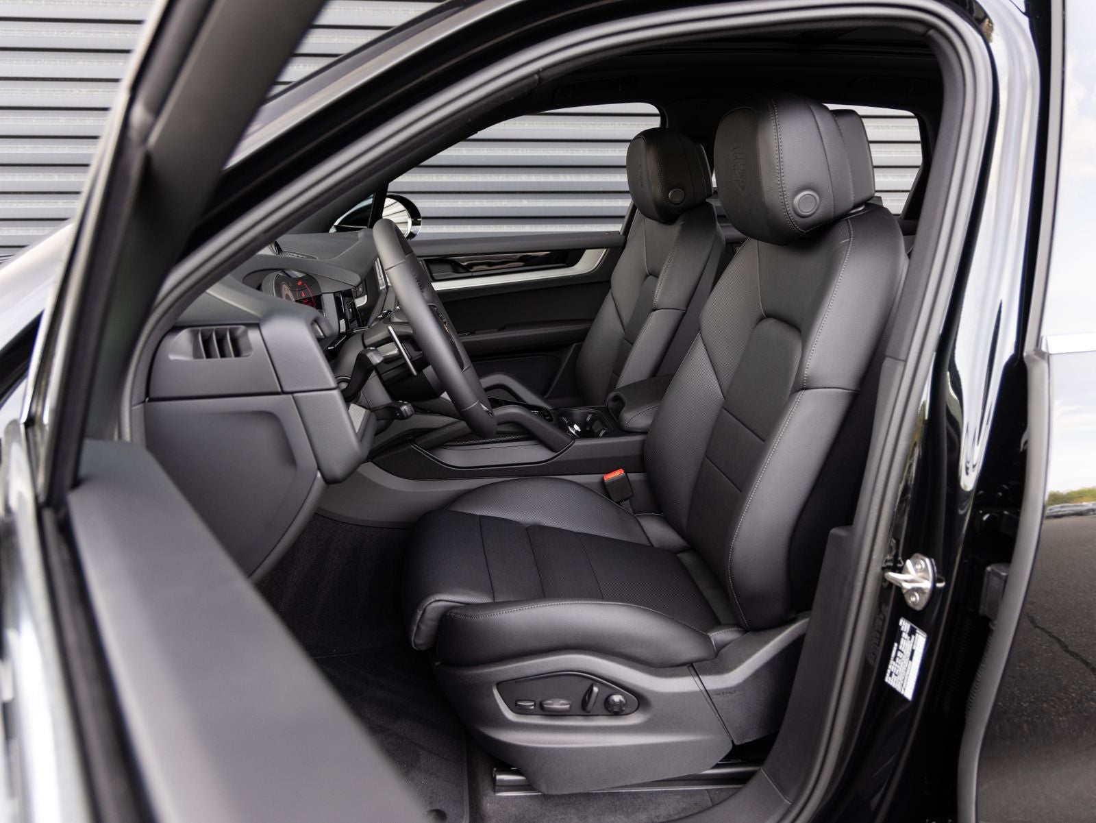 2026 Porsche Cayenne AWD