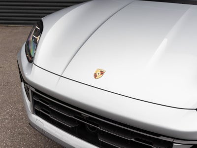 2026 Porsche Cayenne AWD