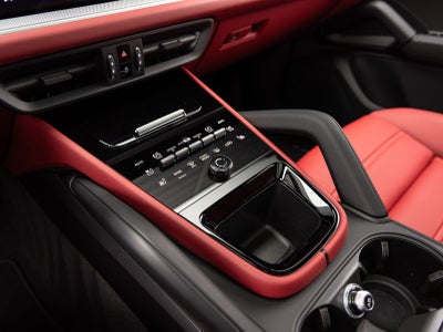 2026 Porsche Cayenne AWD