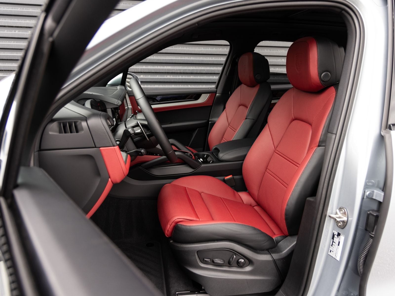 2026 Porsche Cayenne AWD