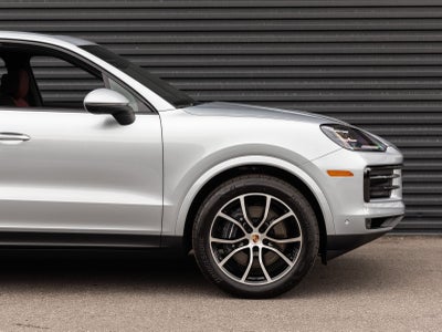 2026 Porsche Cayenne AWD