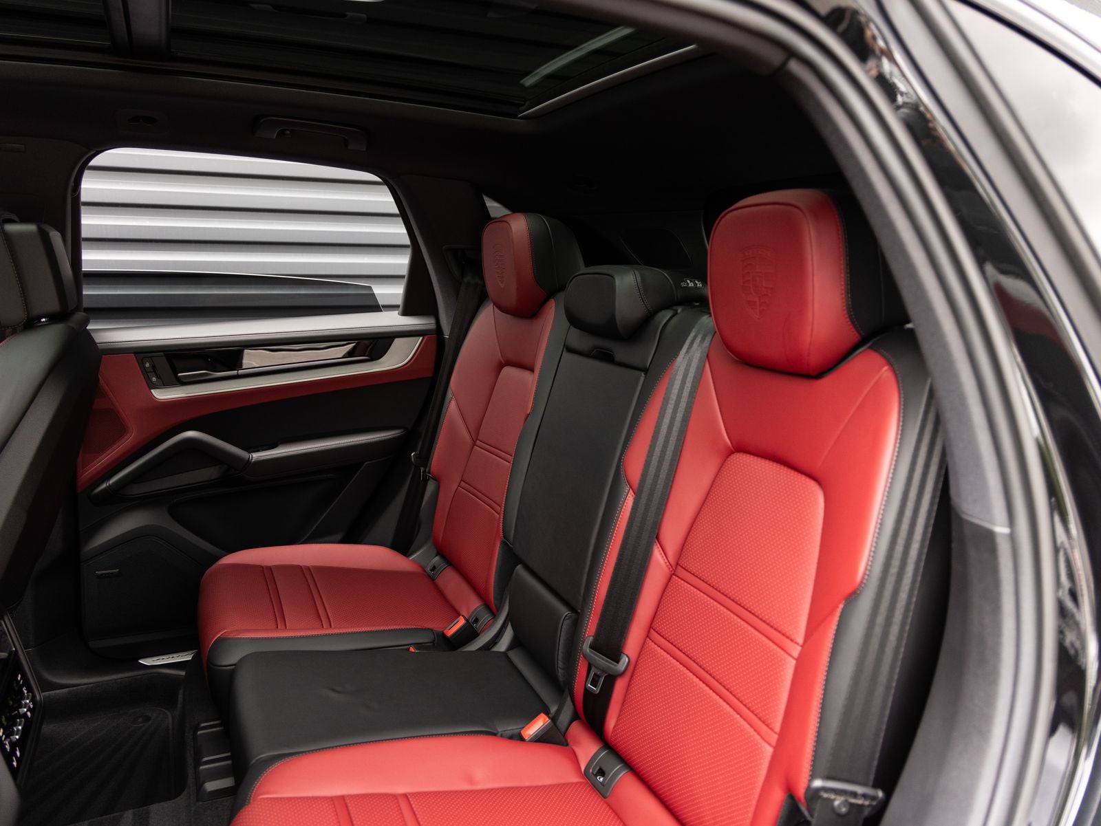 2026 Porsche Cayenne AWD