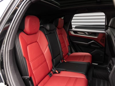 2026 Porsche Cayenne AWD