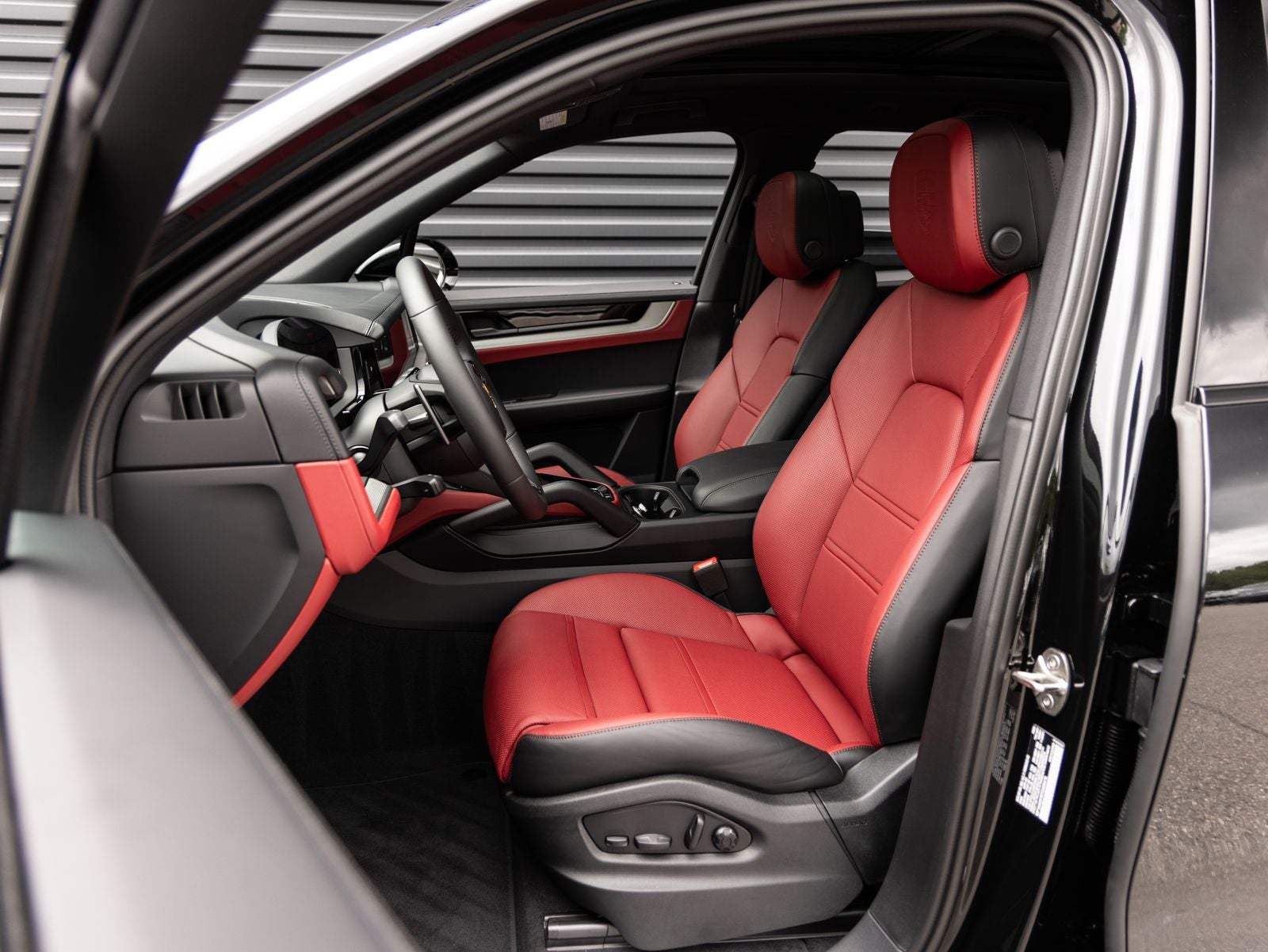 2026 Porsche Cayenne AWD