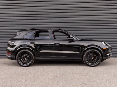 2026 Porsche Cayenne AWD