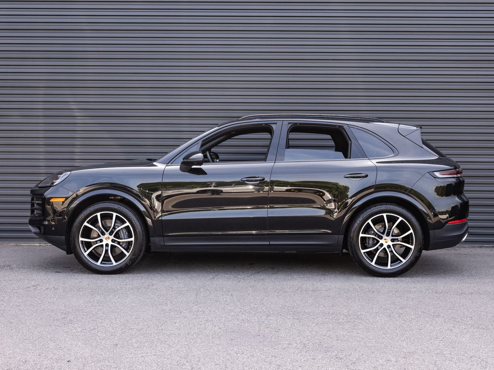 2024 Porsche Cayenne AWD